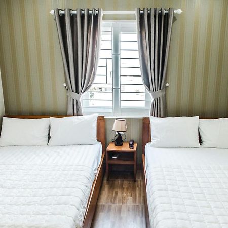 H Hotel Куїнон Екстер'єр фото