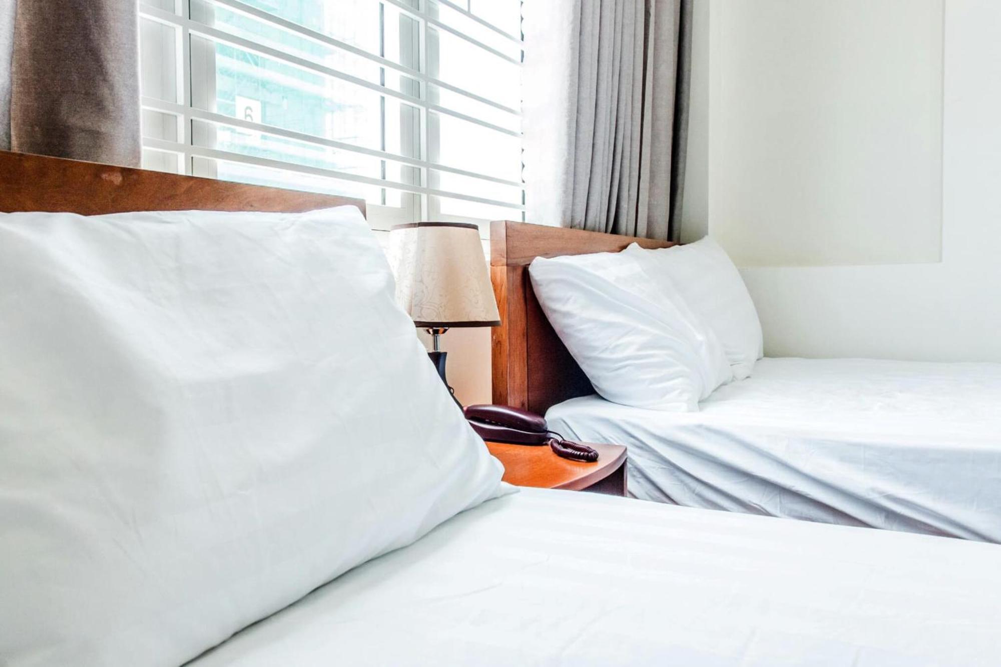 H Hotel Куїнон Екстер'єр фото